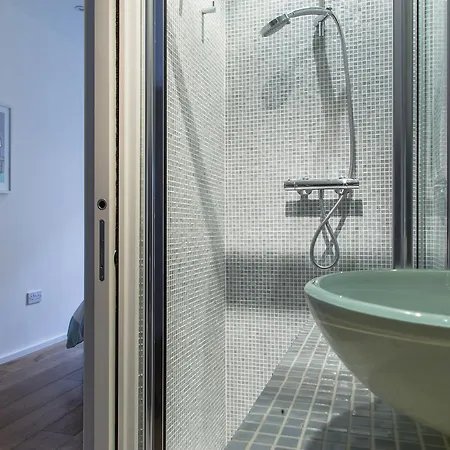Apartment Finborough