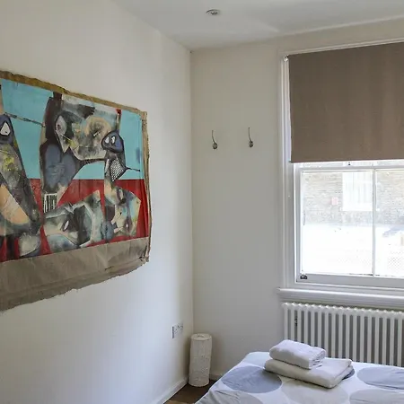 Apartment Finborough