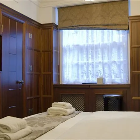 Regency House Guest house London