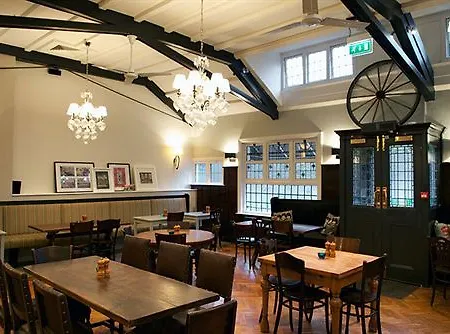 Fox And Grapes Locanda 3*