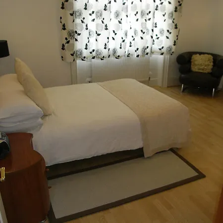 Lancaster Gate Hyde Park Aparthotel 4*