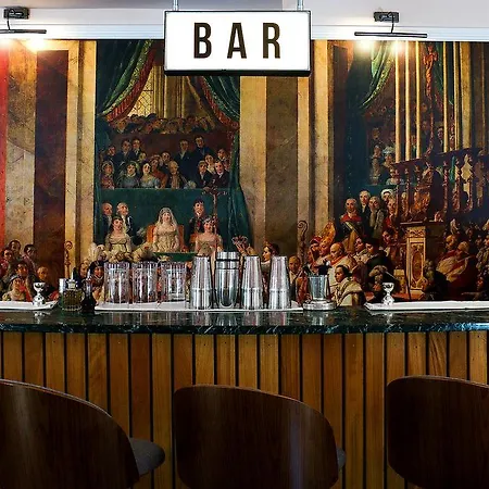 The Napoleon Inn