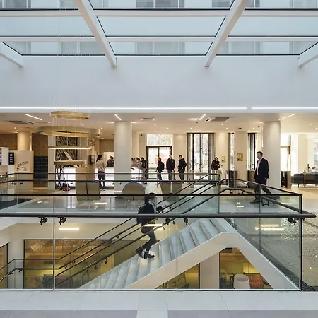 Garden Halls University Of * London