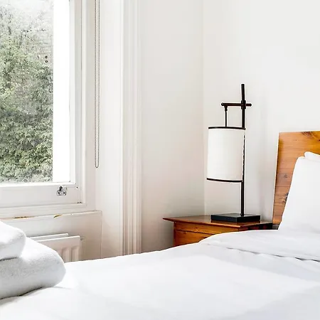 Guestready - Beautiful 2br In Wimbledon Village Wparking