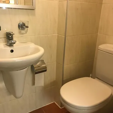 The Beverley House Hotel 2*