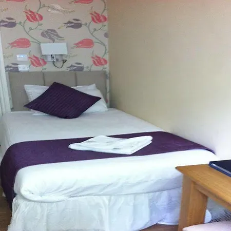 Hotel George 3*