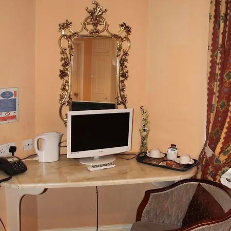 Maranton House Kensington 3* London