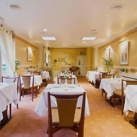 Maranton House Kensington Hotel