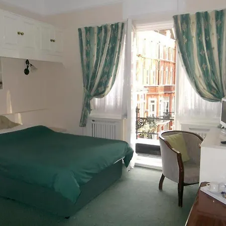 Maranton House Kensington Hotel 3*