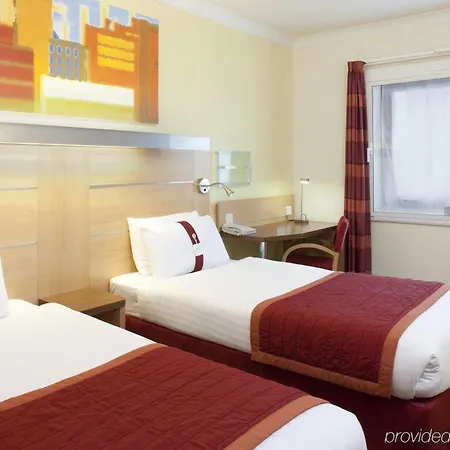 Express Park Royal By Ihg 3* Londra