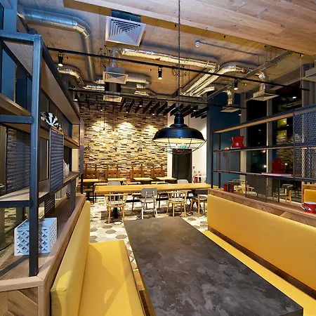 Staycity London Heathrow Apartahotel Hillingdon