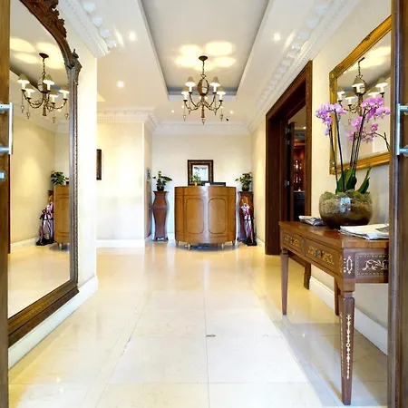 Hotel Ashburn 4*