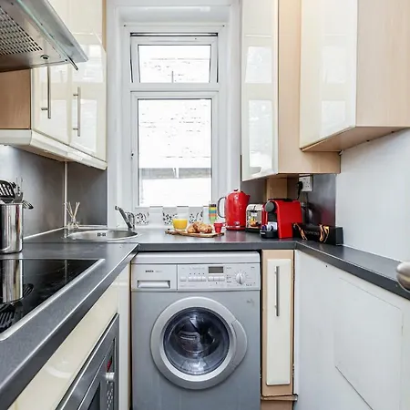 Trendy Covent Garden Apartment London
