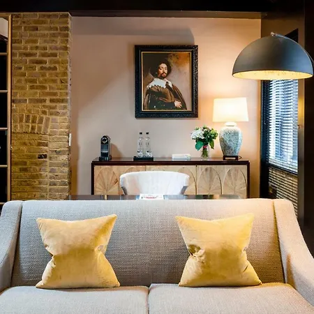 11 Cadogan Gardens And The By Iconic Luxury