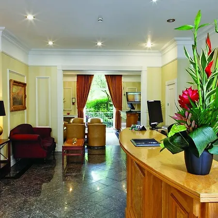 Grange Clarendon