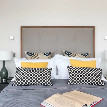בית אירוח Duplex Penthouse