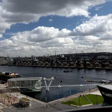 Oxygen With Balcony And Thames River View Near Excel - Royal Victoria דירה *
