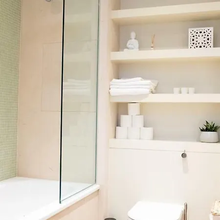 Luxury 1 Bedroom Minutes Walk From Canary Wharf Apartamento *