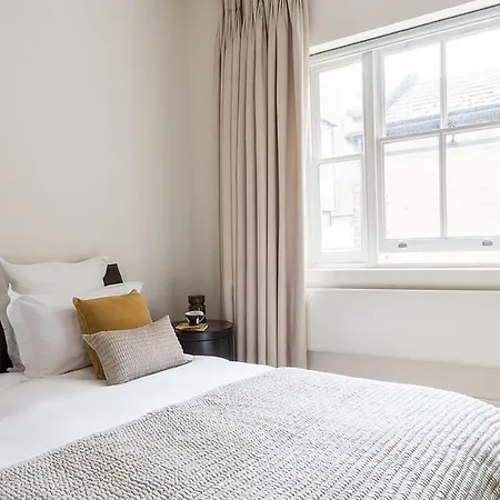 Maisonette Hyde Park *