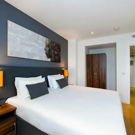 Staycity London Heathrow 4* Hillingdon