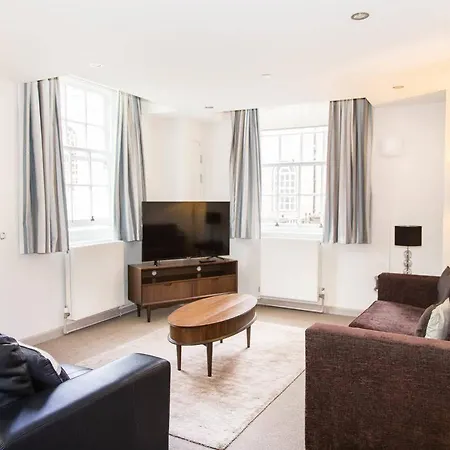 Hotel Goodenough College - 4*