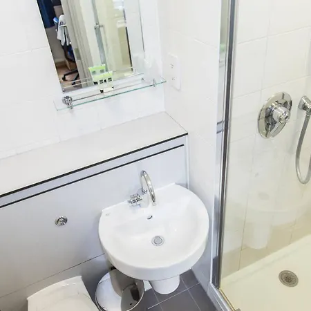 Hotel Goodenough College - Londra