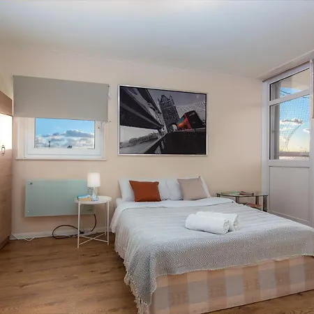 Apartment Queensland House