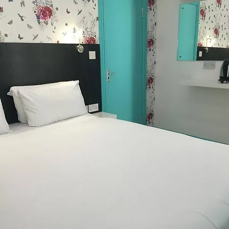 Clapham South Dudley Hotel