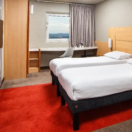 Ibis Wembley 3*