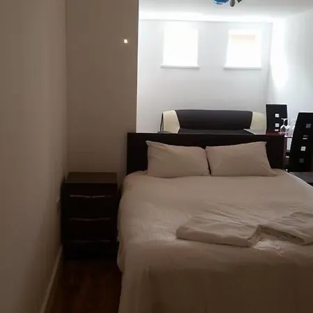 Hotel Brick Lane 2*