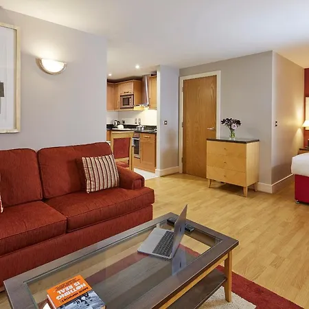 Hotel apartamentowy Marlin - Queen Street Londyn