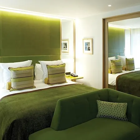 Crowne Plaza Battersea London