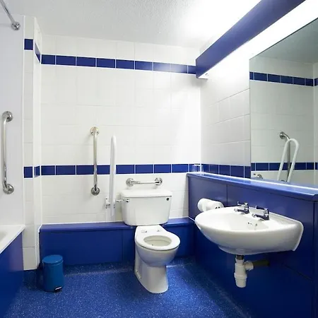 Travelodge Road Hotel