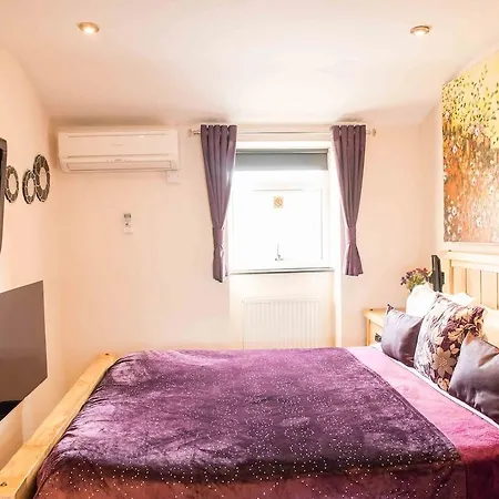 Avo Hotel London