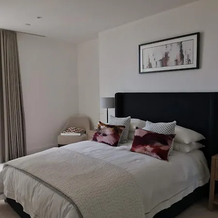 Apartman Charles Hope Canary Wharf South Quay London