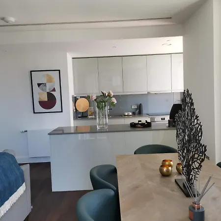 Apartman Charles Hope Canary Wharf South Quay London