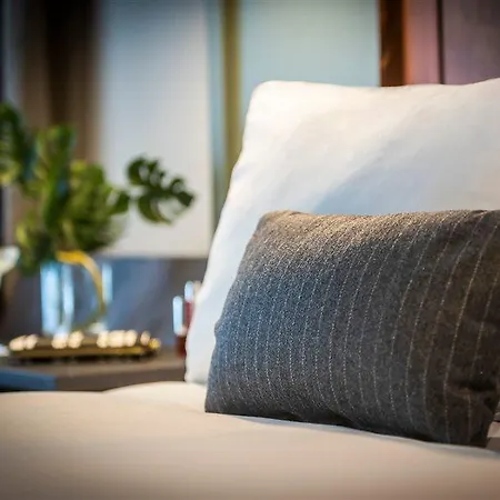 Clayton Of 4* London
