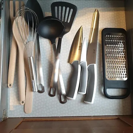 Luxury 3 Bedroom Flat 1min Walk From Underground, With Free Parking Sleeps X10 아파트 런던