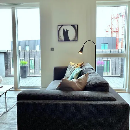 Apartment New Luxury 3-bed In The Heart Of The Olympic Park London