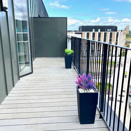 New Luxury 3-bed In The Heart Of The Olympic Park