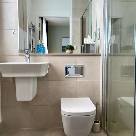 Apartment New Luxury 3-bed In The Heart Of The Olympic Park *