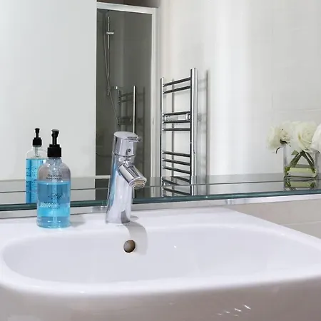 Tower Bridge Lux-townhouse Guest house 3*