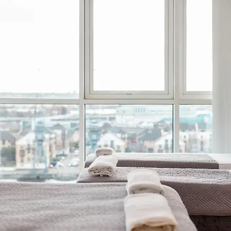 Apartment Premium Excel 3 & 2 Bedrooms *
