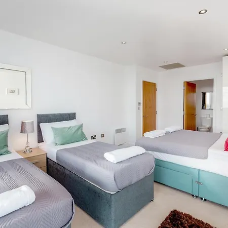 Apartment Premium Excel 3 & 2 Bedrooms *