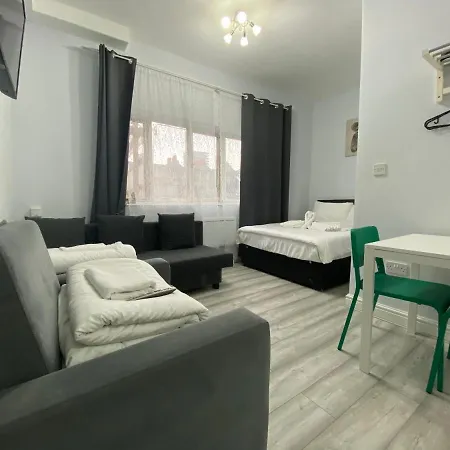Comfortable - Cosy - Budget In Center Guest house
