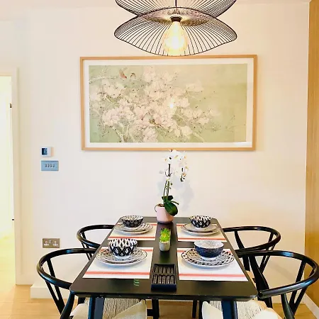 Apartment New Luxury 3-bed In The Heart Of The Olympic Park