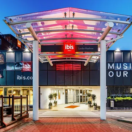 Ibis London Heathrow Airport 3*