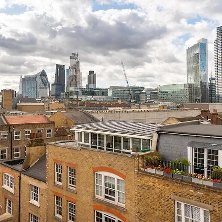 2 Bedroom Roof Terrace With Sauna Jakuzzi And Outdoor Cinema *