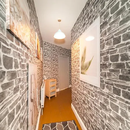 2 Bedroom Roof Terrace With Sauna Jakuzzi And Outdoor Cinema