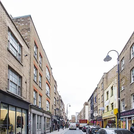 2 Bedroom Roof Terrace With Sauna Jakuzzi And Outdoor Cinema Apartment *
